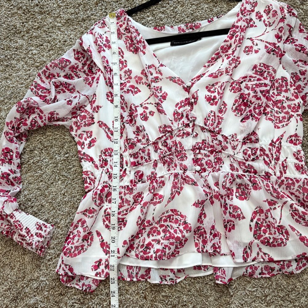 White House Black Market White & Red Floral V-Neck Peplum Blouse - Picture 5 of 7